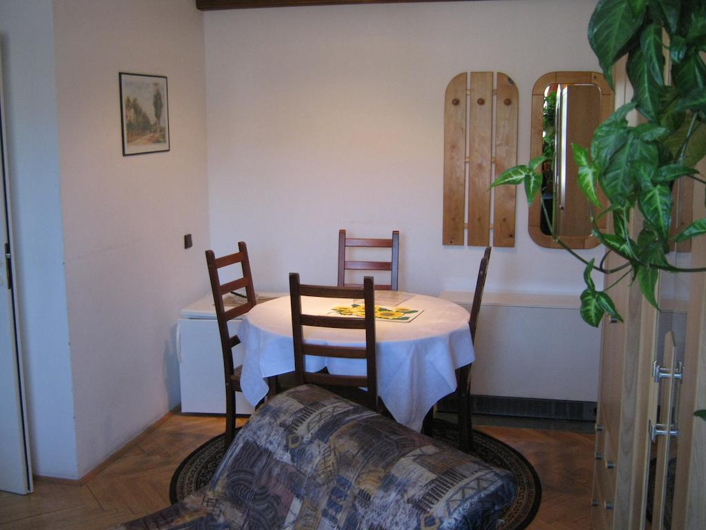 Privat Apartma Ulrych Ліберець Номер фото